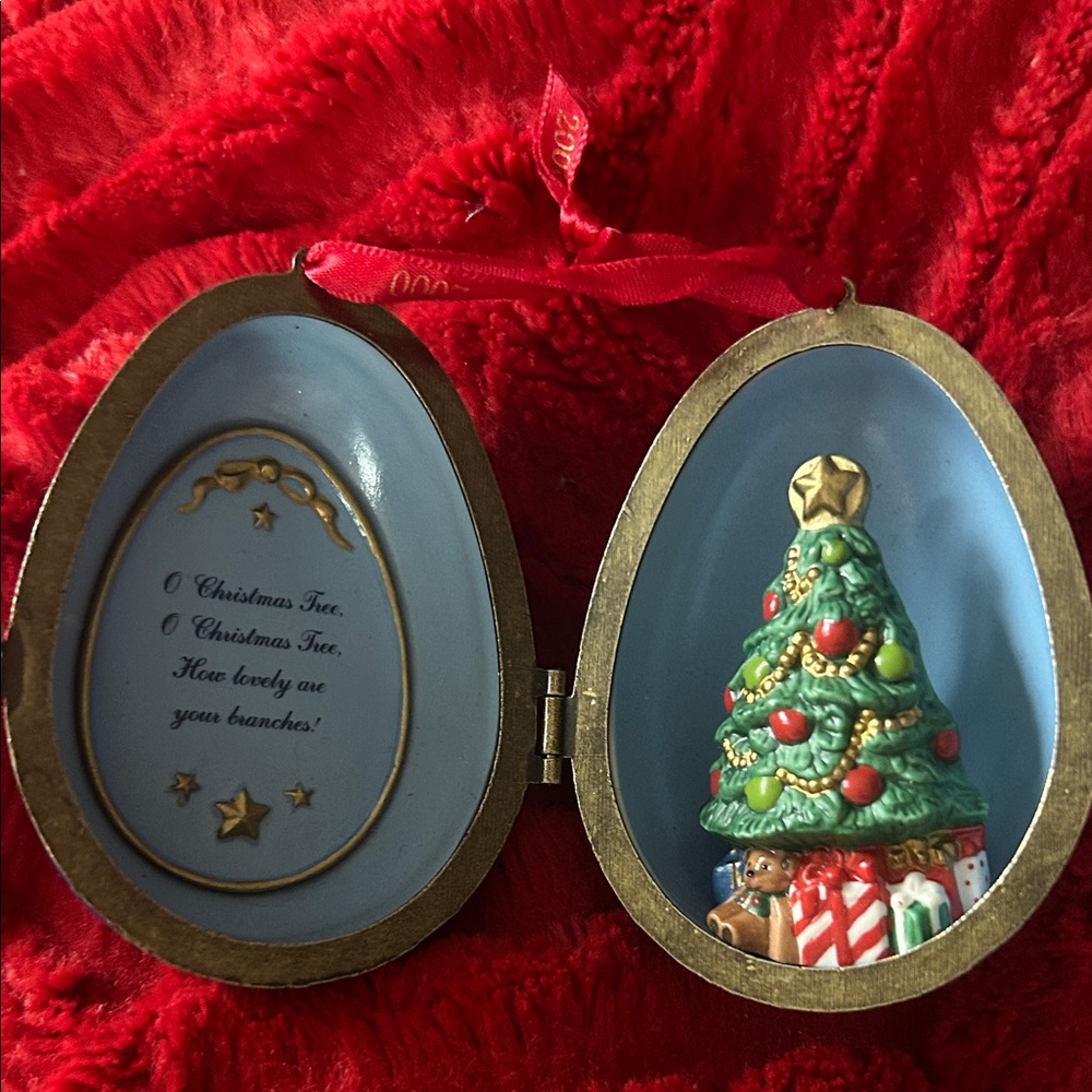 Hallmark Gold and Green Christmas Tree Ornament